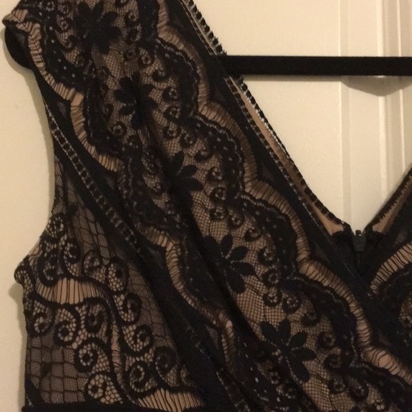 Adrianna Papell Lace bust mini dress - Picture 3 of 4